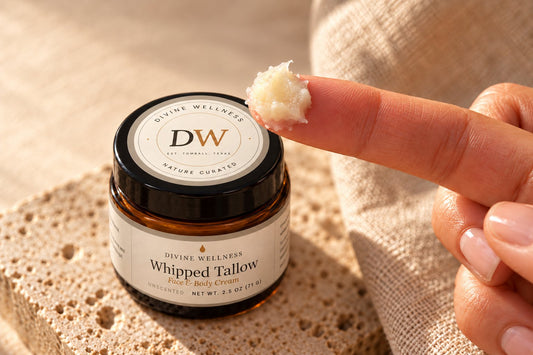 Fingertip with a small amount of tallow cream